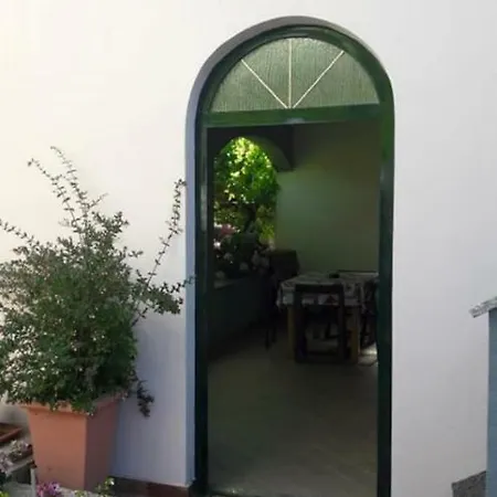 Summer House 